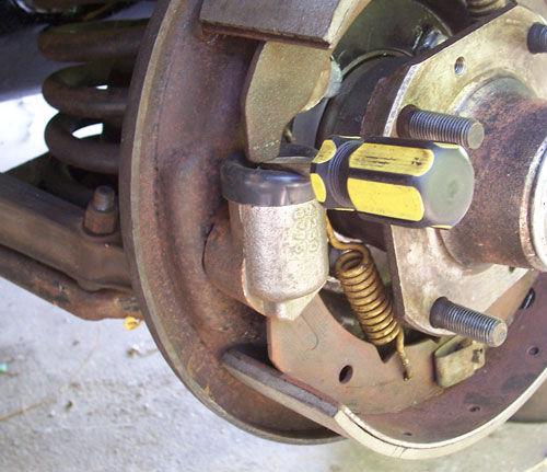 A tip for removing all the air from your brakes