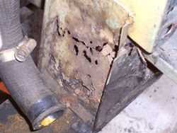 rusted crossmember mount