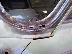 Rust in windscreen frame